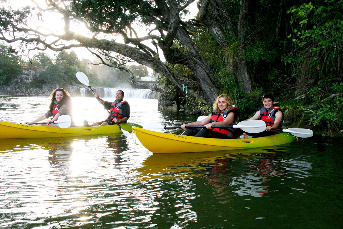 kayaking in the bay of islands