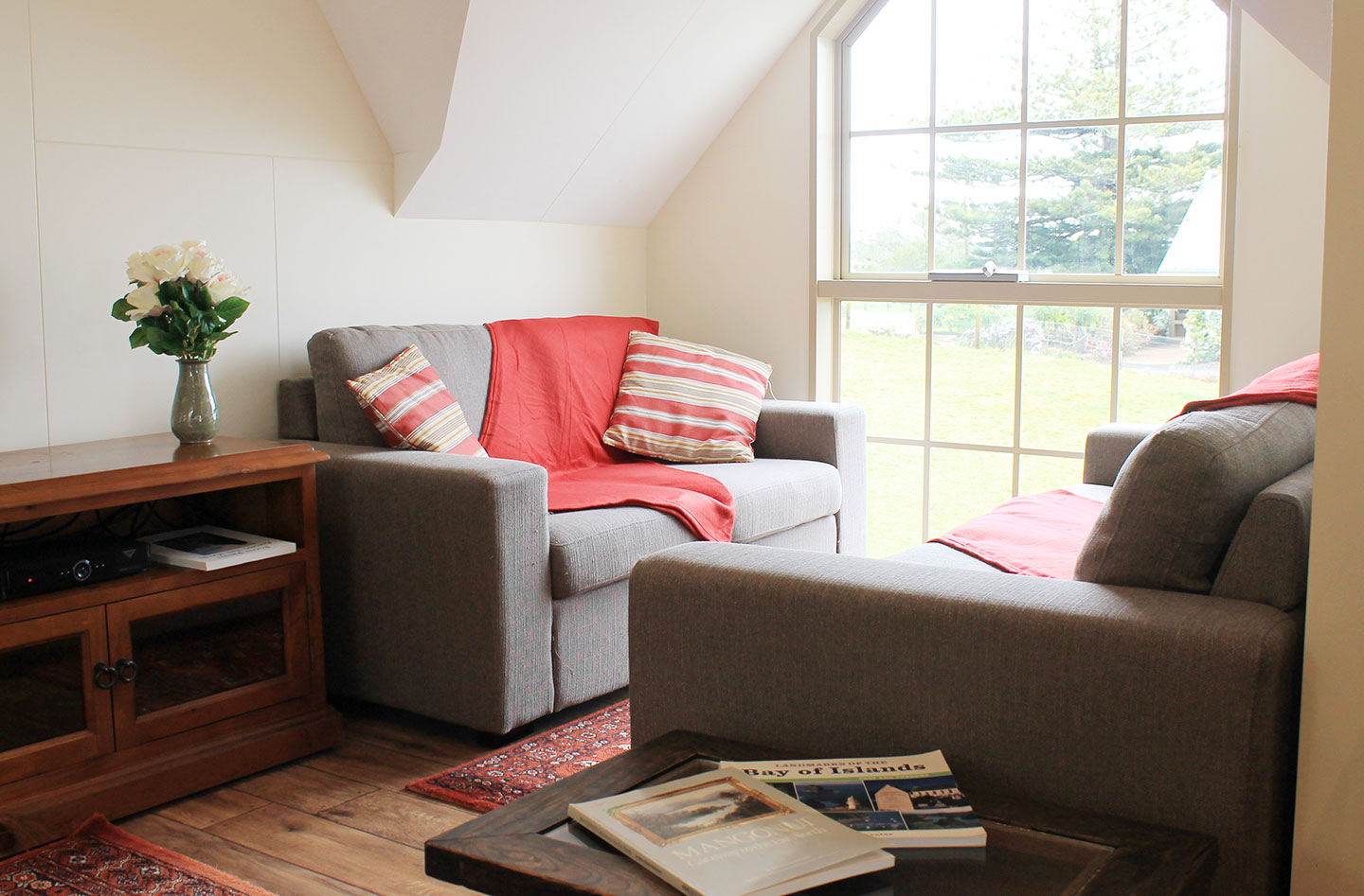 Comfortable lounge at the carriage house self catering accommodation